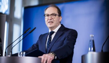 Stromausfall in Berlin: Dobrindt will nach Anschlag härter gegen Linksextremisten vorgehen