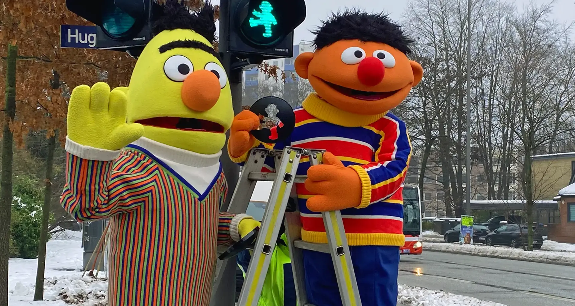 Sesamstraßen-Ampeln: Mit Ernie und Bert sicher über die Straße