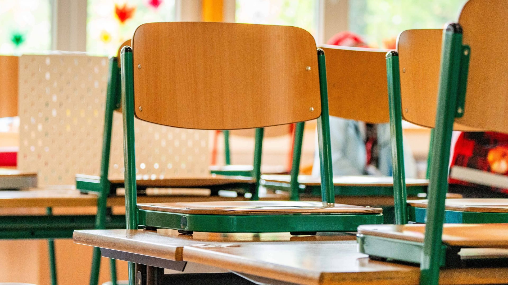 Ein Klassenzimmer in Nordrhein-Westfalen (Symbolbild): In Köln sind derzeit mehr als 30 Schulleitungen nicht besetzt. Ein Klassenzimmer in Nordrhein-Westfalen (Symbolbild): In Köln sind derzeit mehr als 30 Schulleitungen nicht besetzt.