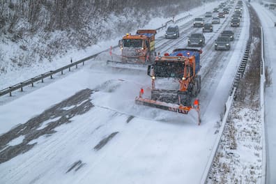 Die Winterdienste sehen sich auf das bevorstehende Winterwetter vorbereitet.