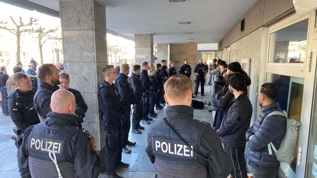 Großeinsatz an der Konstablerwache: Polizei fasst Drogen-Dealer