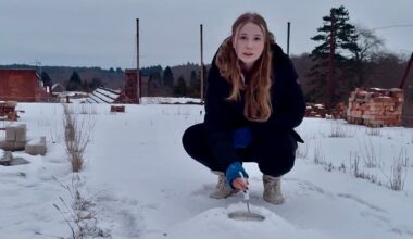 15-Jährige steht für Köstlichkeit eine halbe Stunde im Schnee und rührt fleißig