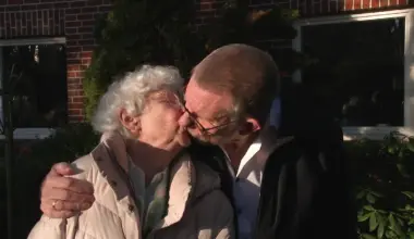 Zwischen Ellen (80) und Johan (78) hat es ordentlich gefunkt