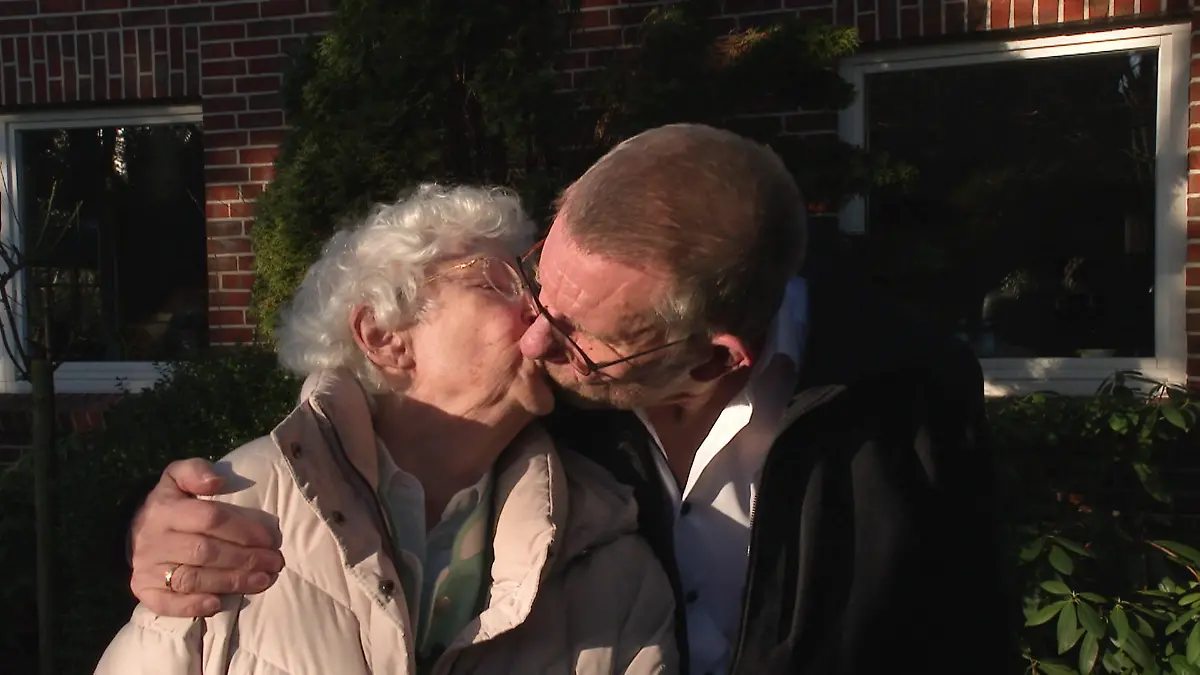 Zwischen Ellen (80) und Johan (78) hat es ordentlich gefunkt