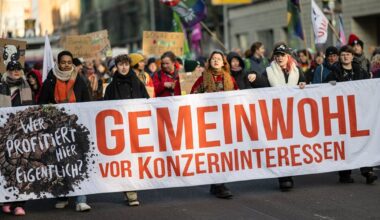 Tausende wollen zum Start der Grünen Woche in Berlin für eine andere Agrarpolitik demonstrieren