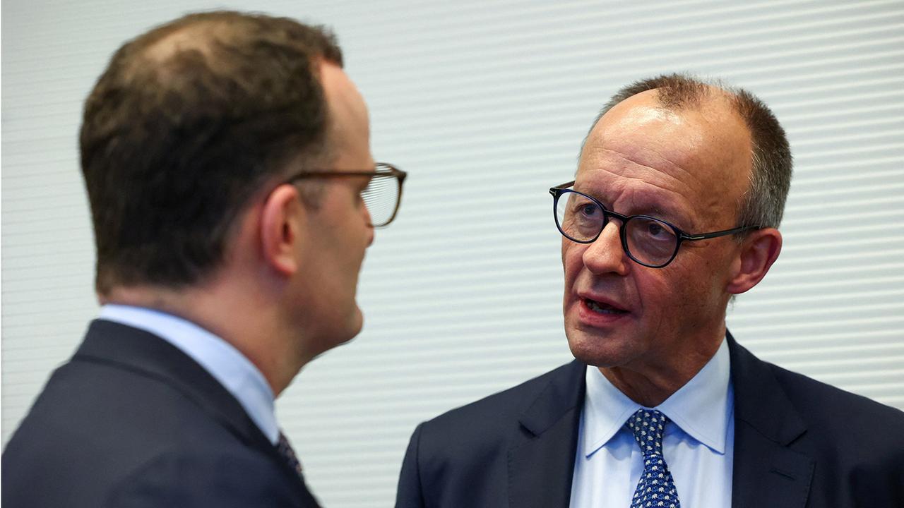 Kanzler Merz lässt Bericht über geplanten Personalumbau dementieren