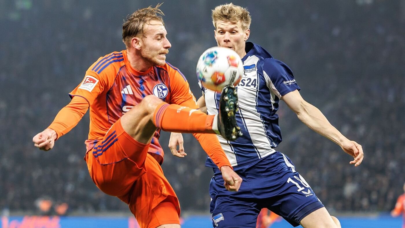 Spitzenspiel auf dem Rasen, Fanboykott auf den Rängen: Hertha BSC spielt 0:0 gegen Schalke 04