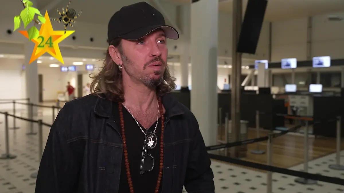 Bild zu: "Klartext am Lagerfeuer?! DAMIT macht Gil Ofarim Mitcamper Patrick Romer erst richtig sauer"