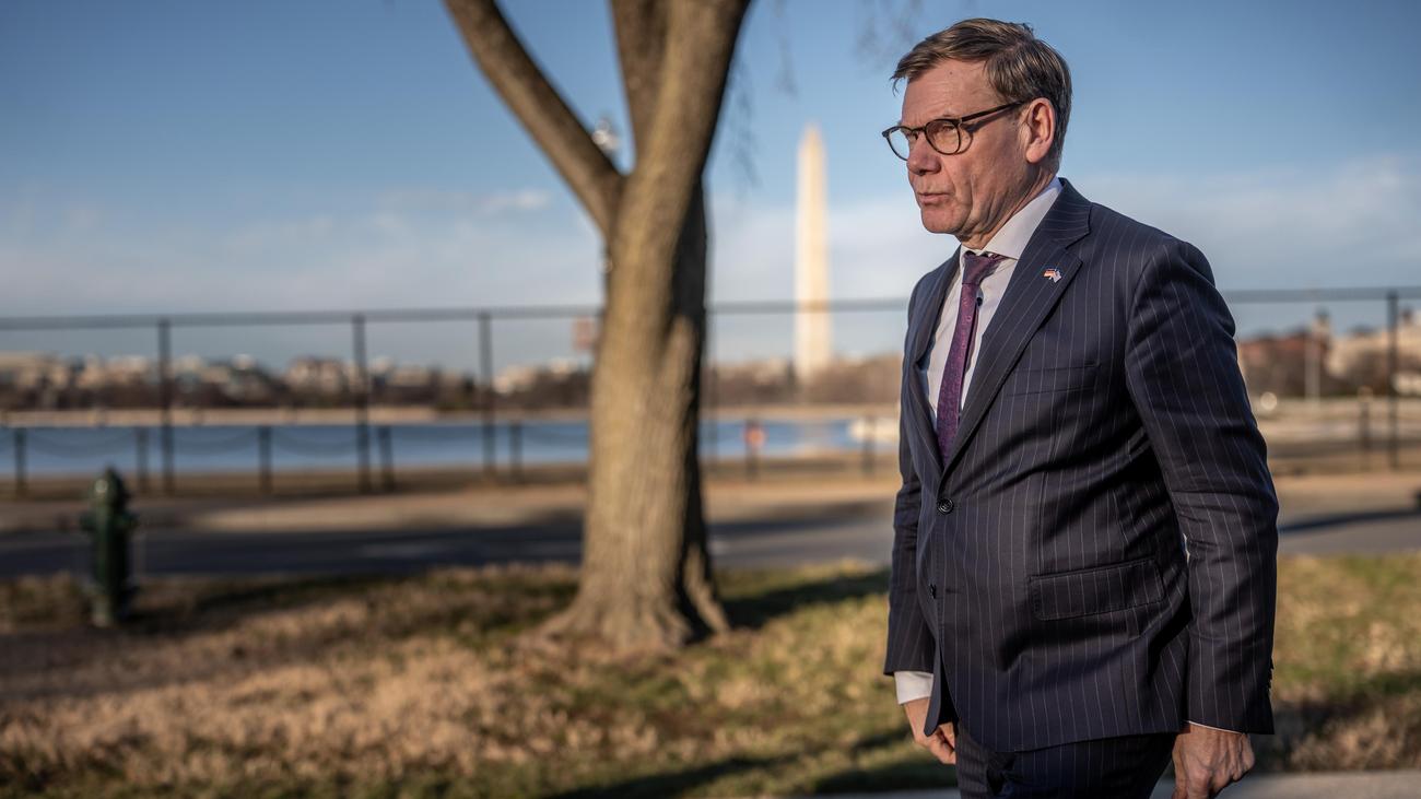 EU-Handelsabkommen mit den USA: Wadephul hält Zollabkommen zwischen USA und EU aktuell für unmöglich