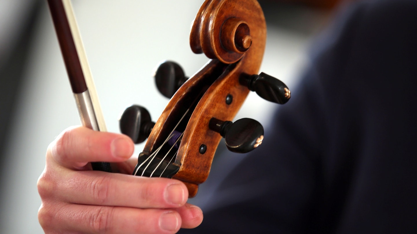 In Straßenbahn bei Dossenheim vergessen: Bratsche ist wieder da