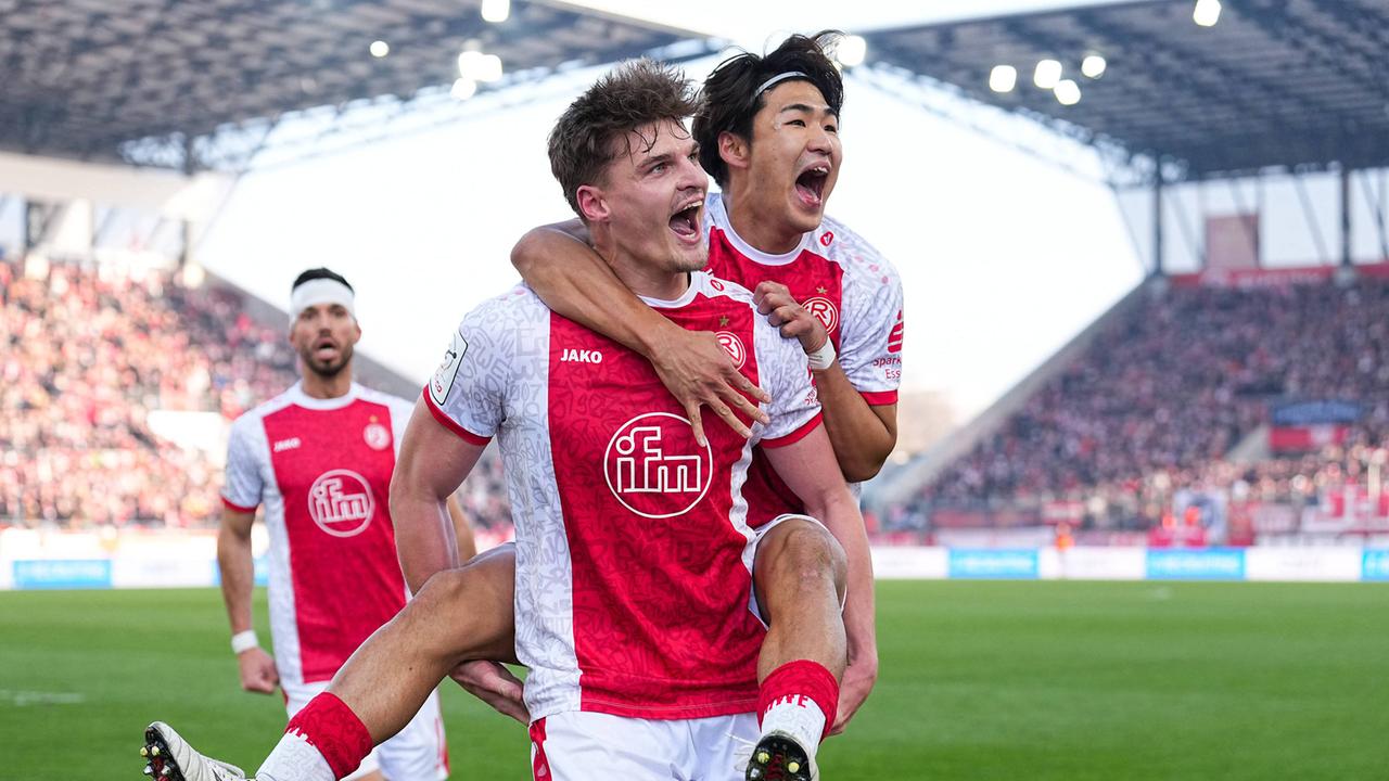 Drei Tore von Janssen: Rot-Weiss Essen gewinnt Spektakel-Spiel gegen Havelse