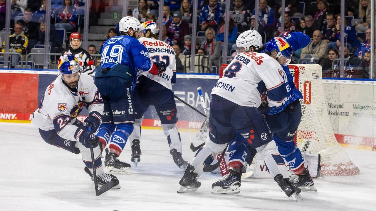Entscheidung im Penaltyschießen: Adler Mannheim gewinnen gegen München