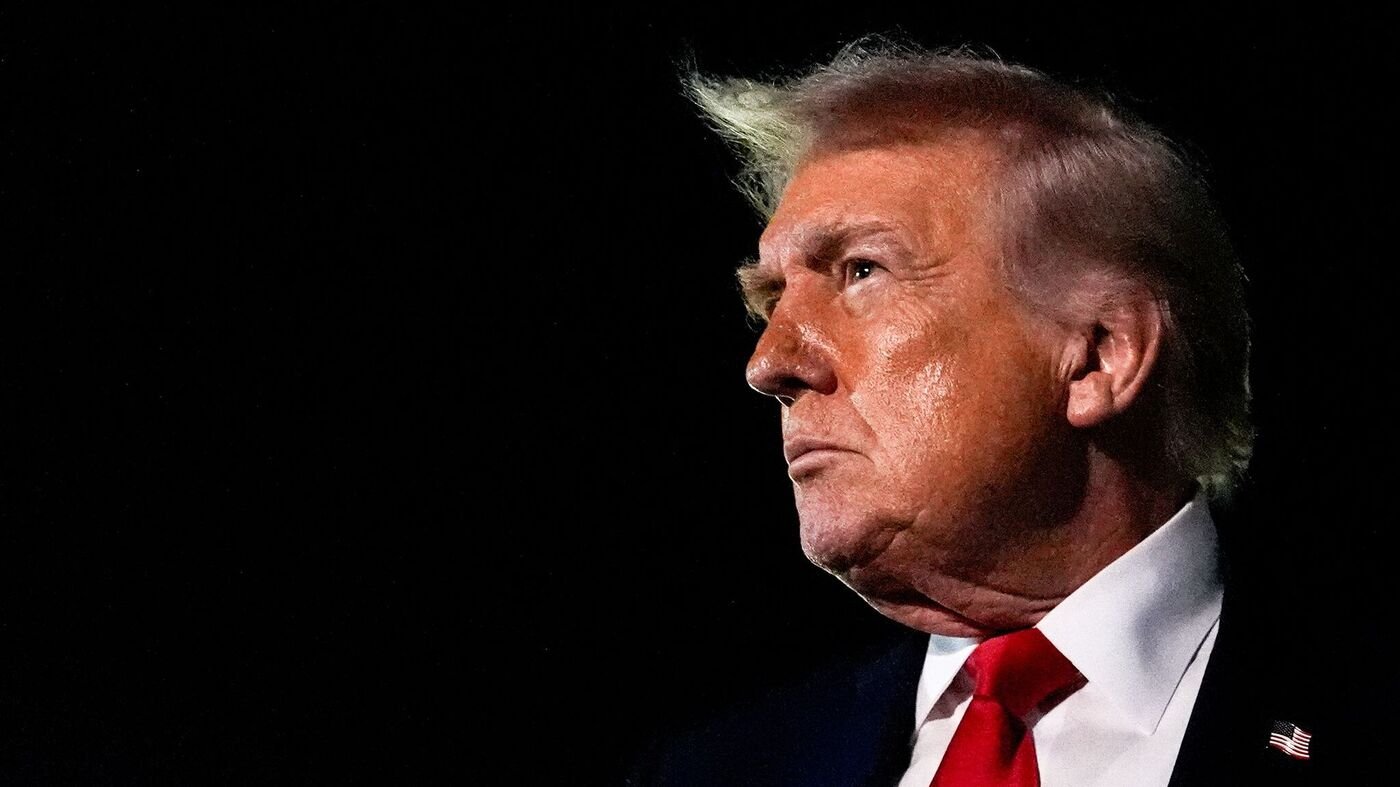 Trump kündigt Überprüfung an – Obama und Clinton rufen zu Protesten auf