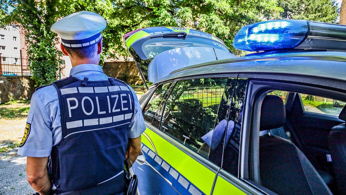 Zigarettenautomat in Karlsbad gesprengt: Täter flüchten nach Explosion