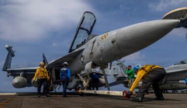 Iran: US-Flugzeugträger im Nahen Osten eingetroffen