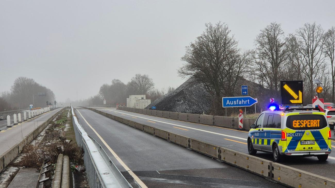 A59 zwischenzeitlich gesperrt: Bombenblindgänger an Autobahn bei Köln gesprengt