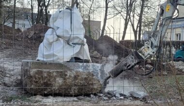 Zeitungsleser zu schwer für Transport: Hoffen auf Bodenfrost