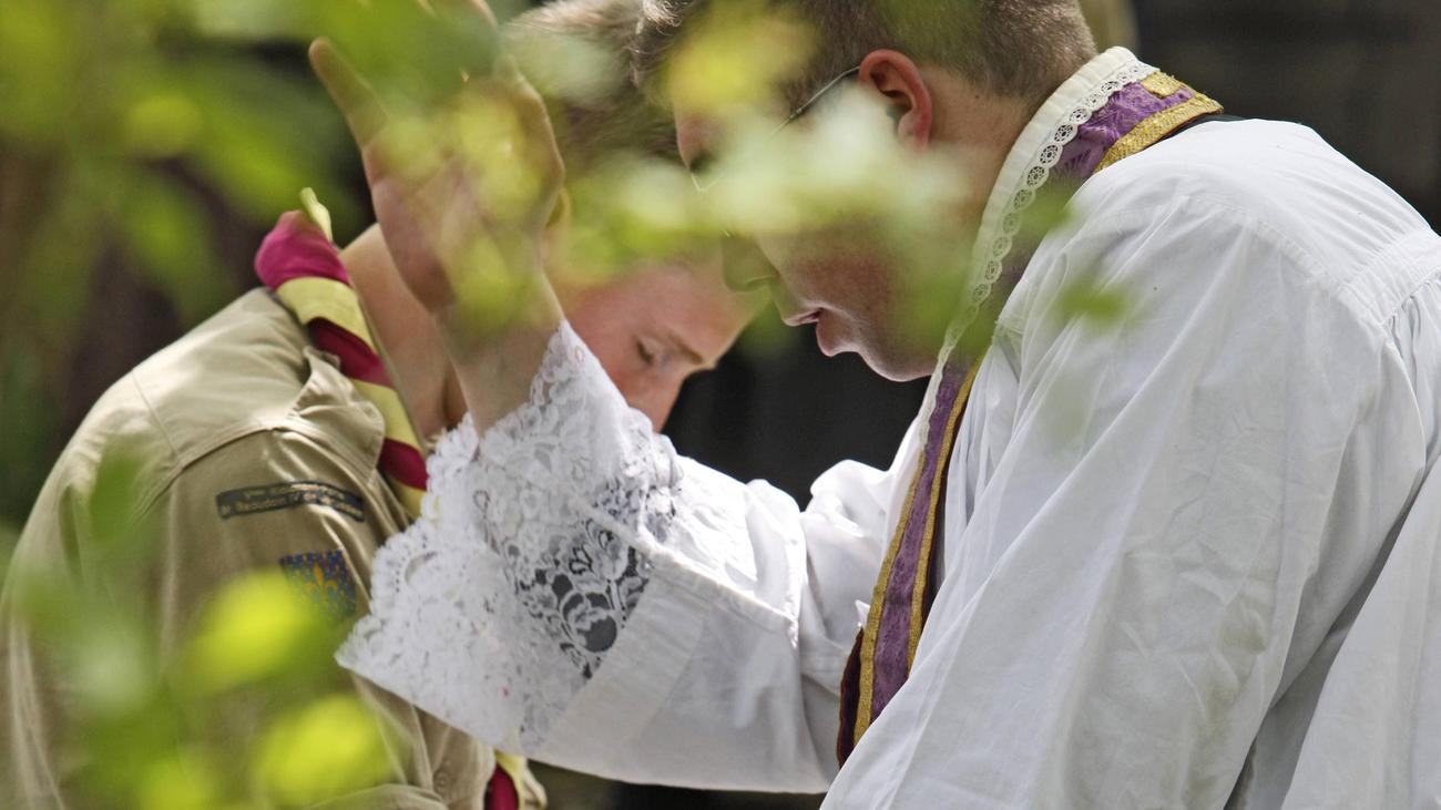 Verband Christlicher Pfadfinder*innen: Studie belegt Hunderte Missbrauchsfälle bei Christlichen Pfadfindern