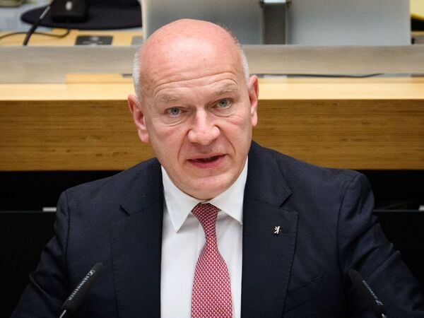 ARCHIV - 15.01.2026, Berlin: Kai Wegner (CDU), Regierender Bürgermeister von Berlin, gibt bei der Plenarsitzung im Berliner Abgeordnetenhaus eine Regierungserklärung ab. (zu dpa: «Wegner stellt sich Bürgerfragen in Steglitz-Zehlendorf») Foto: Bernd von Jutrczenka/dpa +++ dpa-Bildfunk +++