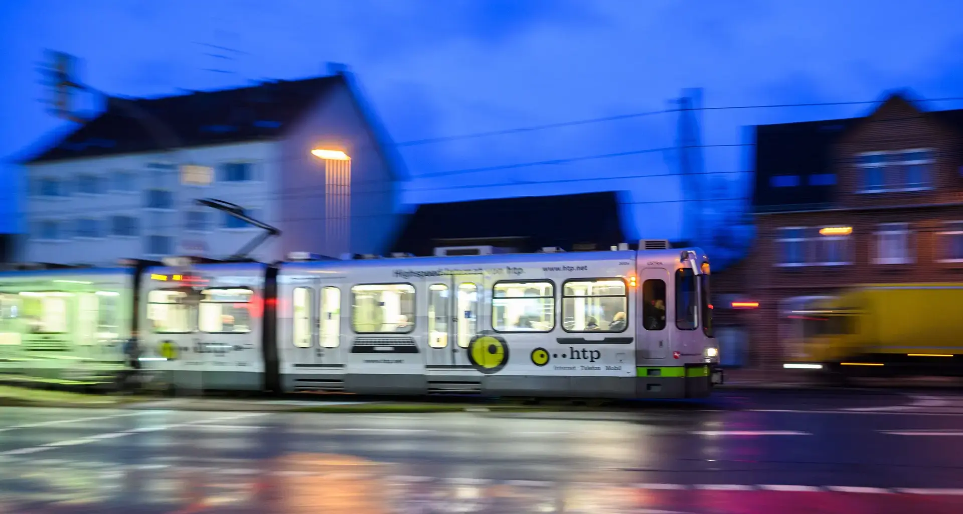 Hannover: 34-Jährige bei Unfall mit Stadtbahn schwer verletzt