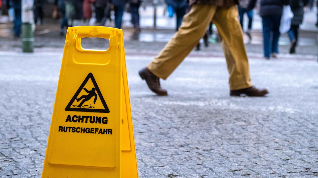 Berlin: Wegner will Streusalz-Freigabe | Politik