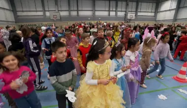 „Pänz große Pause“ - karnevalistische Konzerttour durch Schulen in Köln