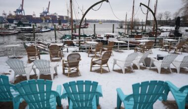 Leichter Schnee in Hamburg - Stadtreinigung im Einsatz