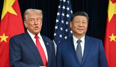 Während wichtigem Besuch von US‑Verbündetem – Chinas Xi teilt gegen Trump aus