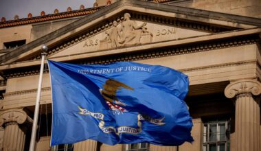 Epstein-Files: Zahlreiche Prominente tauchen in Epstein-Akten auf