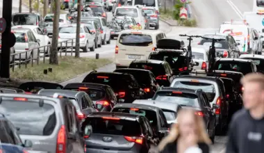 Protestaktionen, ADFC-Demo und HSV-Spiel: Viel Verkehr in Hamburg erwartet