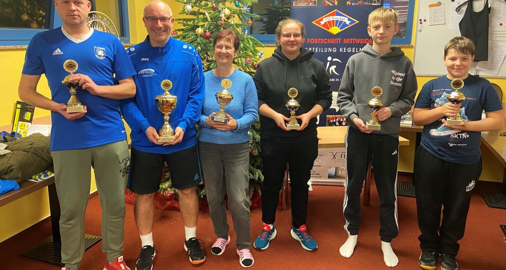 Chemnitzer pulverisiert Turnierrekord beim Weihnachtskegeln in Mittweida