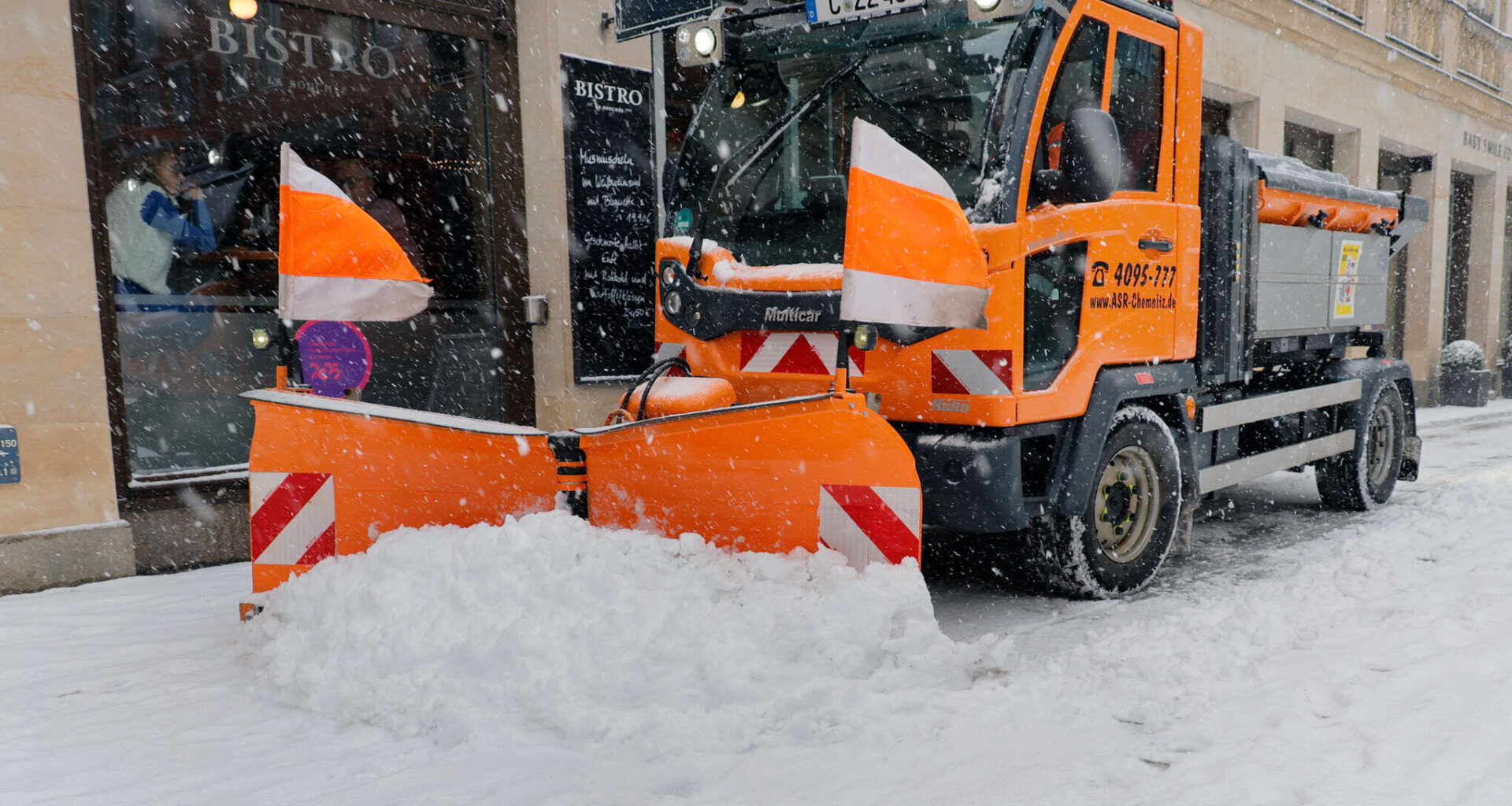 Chemnitzer Winterdienst schafft es noch nicht überall hin