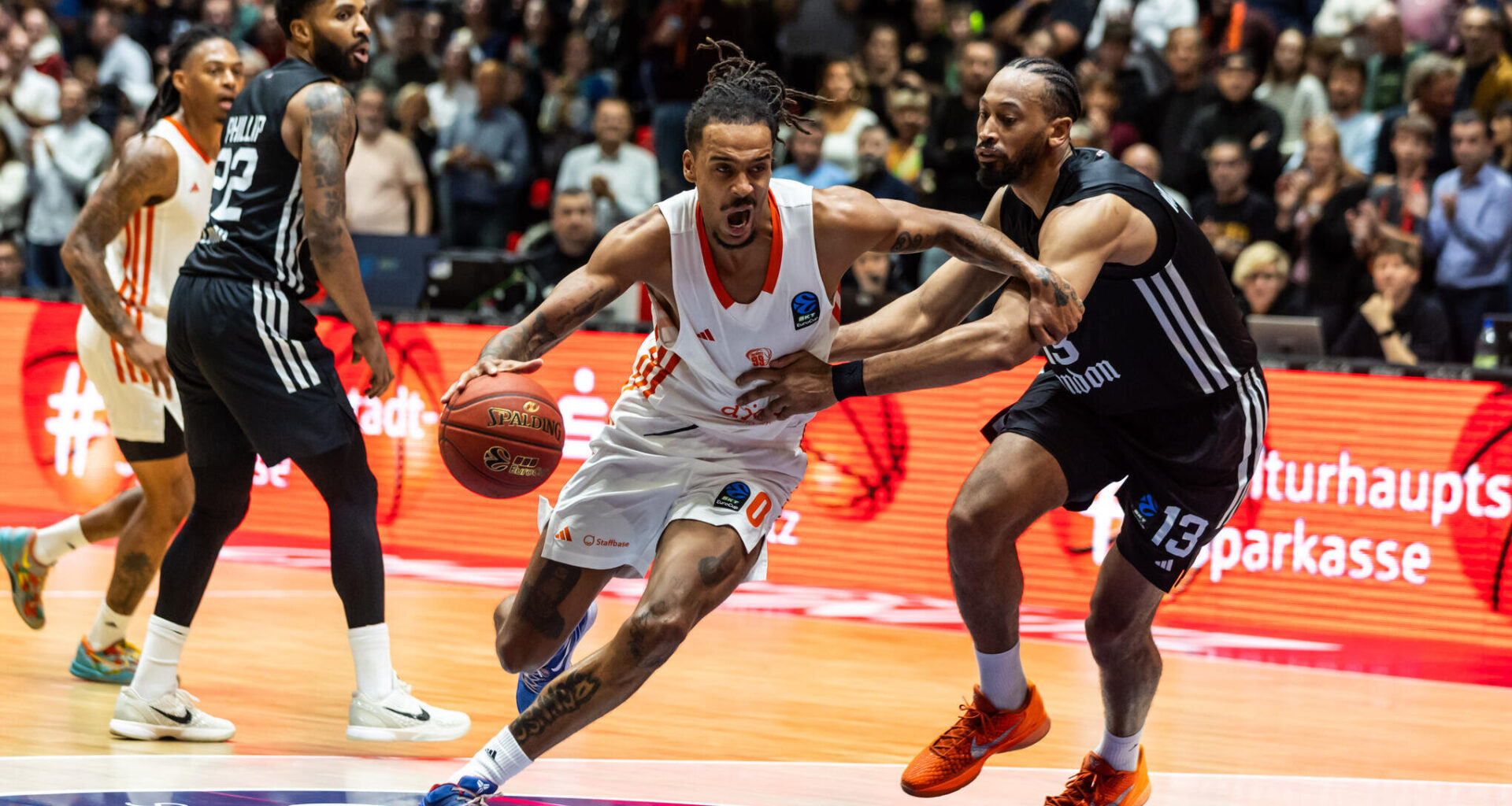 Basketballer der Niners Chemnitz starten in London in die Auswärtsspiel-Serie