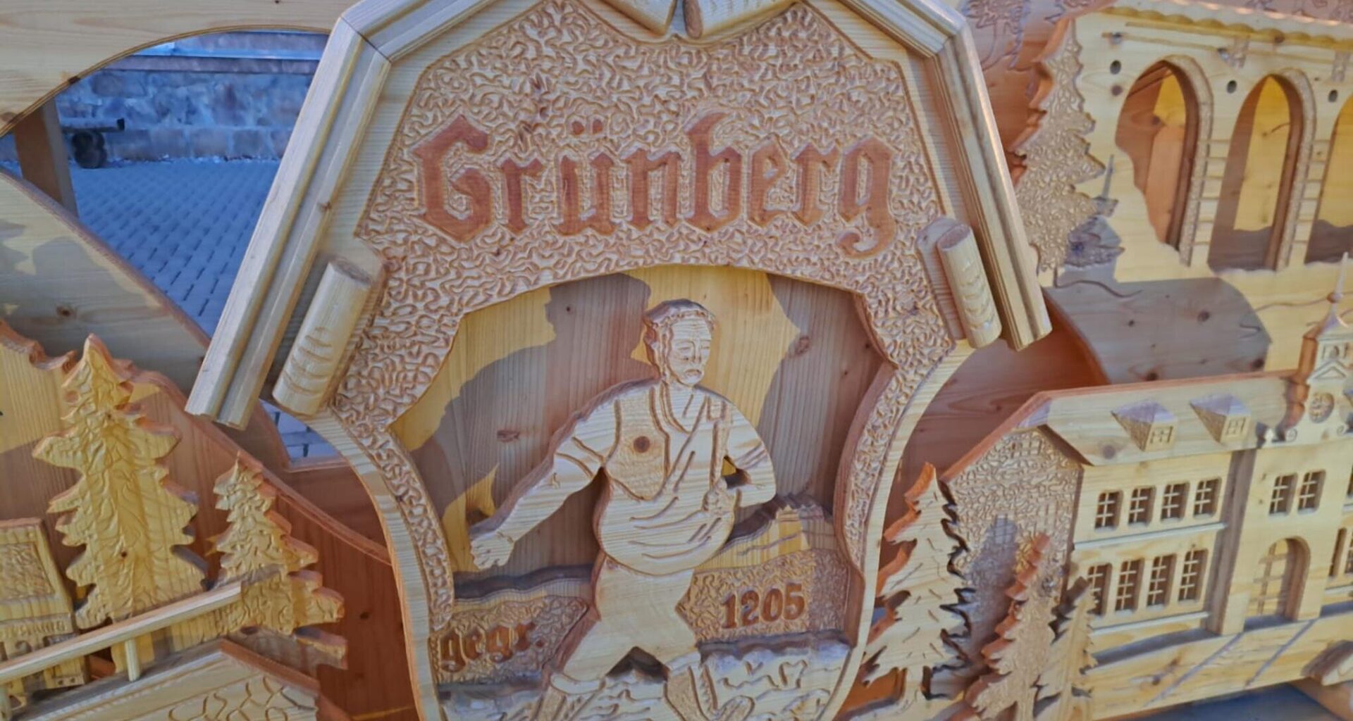 Das bietet der Trödelmarkt in der Alten Schule