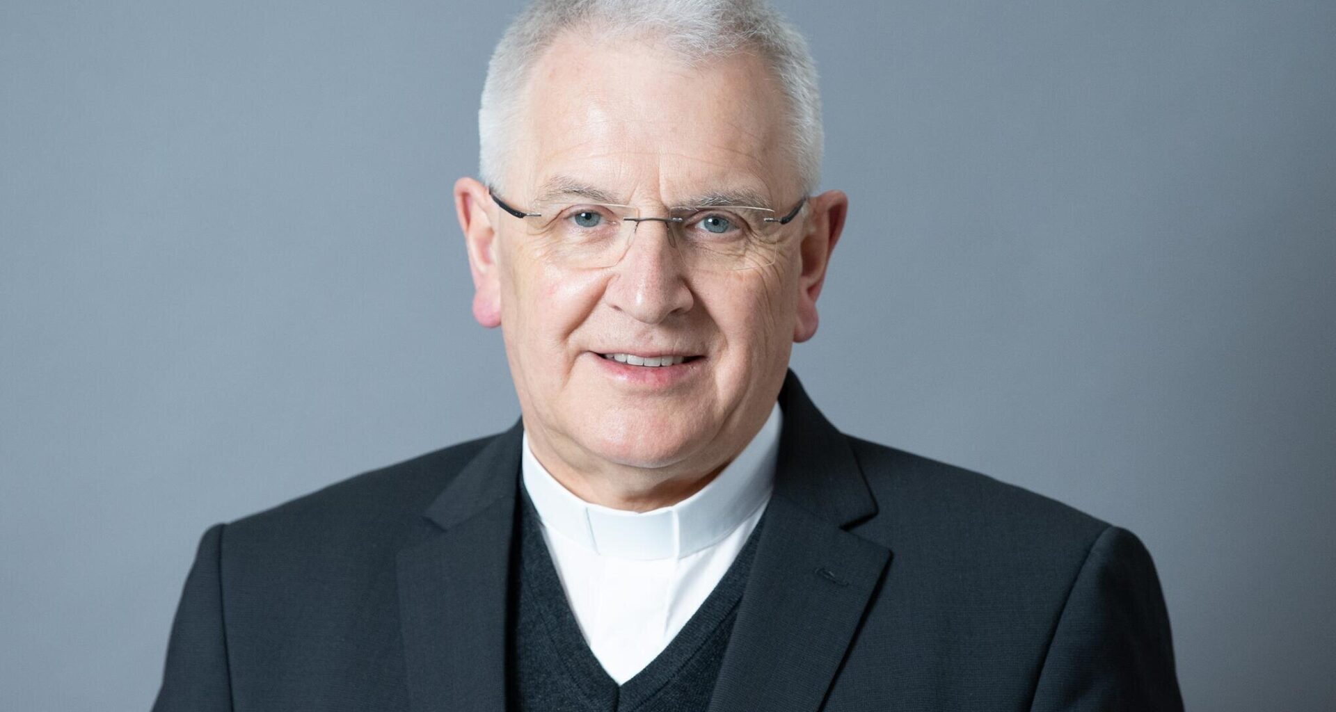 „Die Situation ist nicht haltbar:“ Warum das Handeln des Dresdner Bischofs in Berlin auf scharfe Kritik stößt