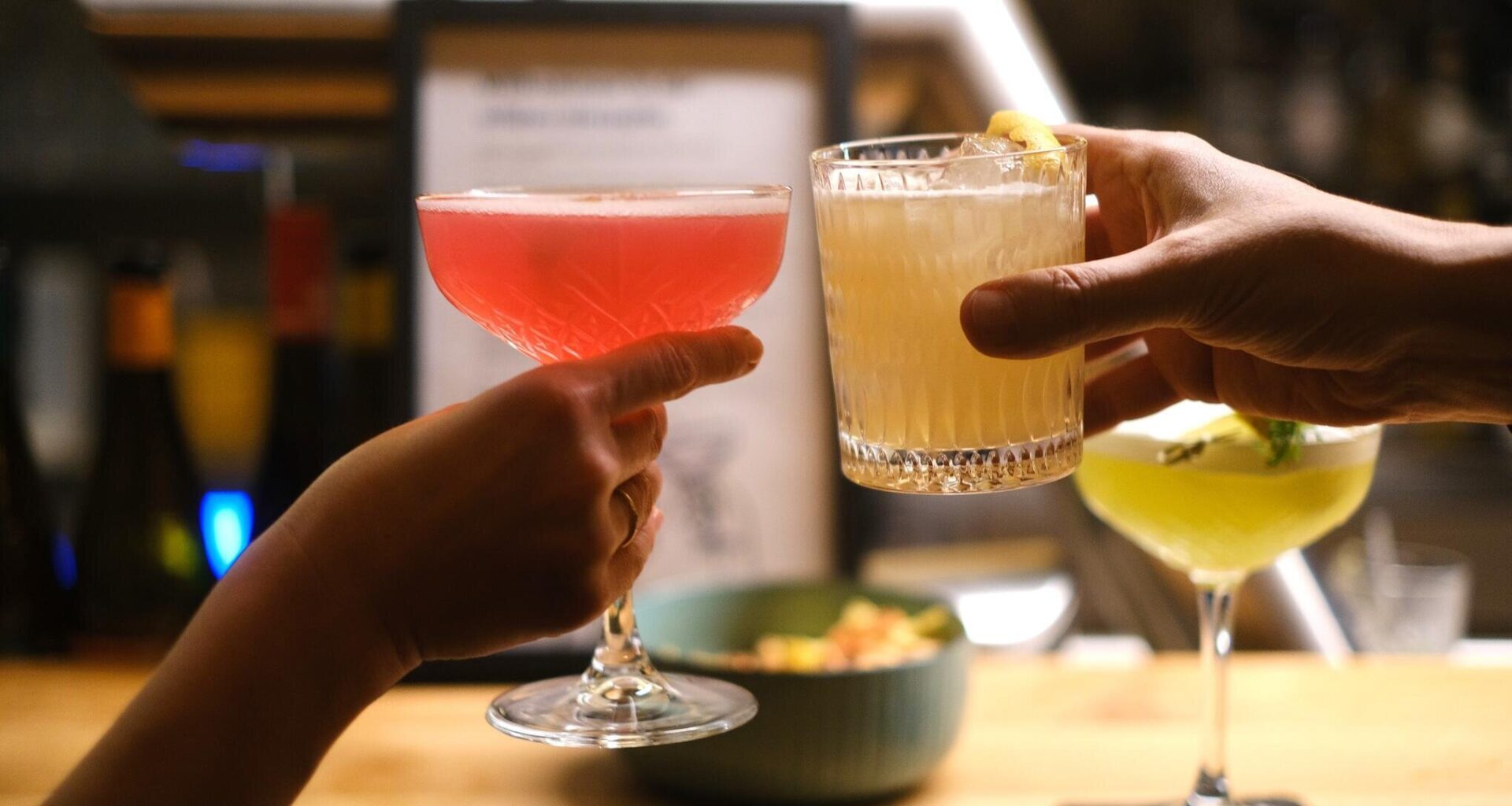 So schmecken die Cocktails in der „Wilden Dreizehn“ in Chemnitz