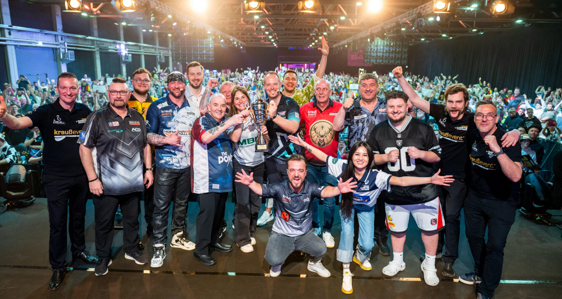 So wird das Promi Darts Masters in Chemnitz