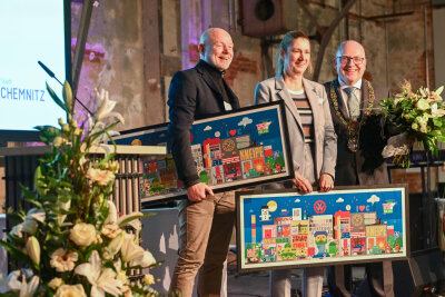 Neujahrsempfang im Zeichen des Ehrenamts: Chemnitz ehrt die stillen Heldinnen und Helden der Stadt - Auch Andrea Pier und Stefan Schmidtke, die federführend für das Kulturhauptstadt-Jahr verantwortlich waren, wurden ausgezeichnet.