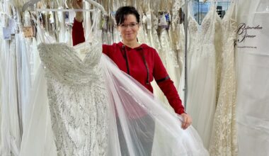 Brautausstatterin aus dem Erzgebirge zeigt Teile der neuen Kollektion zur Messe in Chemnitz