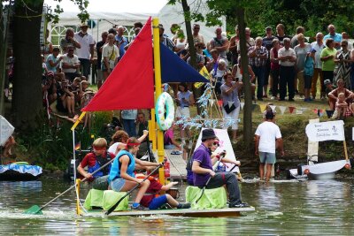 Brückensanierung und „Leuchtende Steine“ - Aller zwei Jahre findet das Teichfest in Schlößchen statt - 2026 ist es wieder soweit.