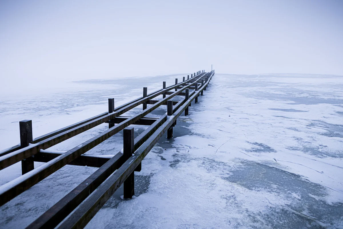 Niedersachsen und Bremen - Klirrende Kälte, Eis und Schnee bringen Freude und Probleme - Panorama