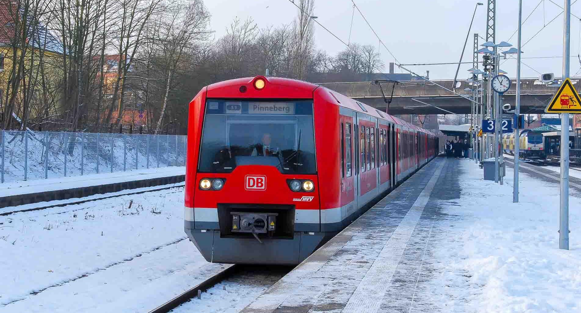 Winter hat Hamburgs Verkehr fest im Griff – NAHVERKEHR HAMBURG