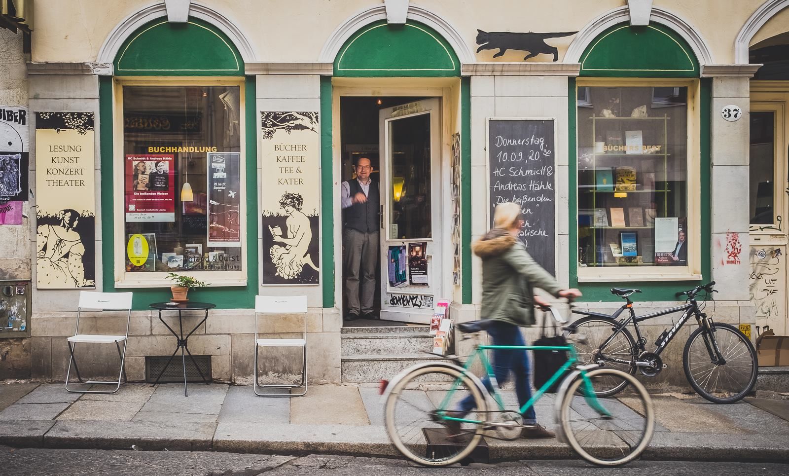 Büchers Best: Lesung und Musik