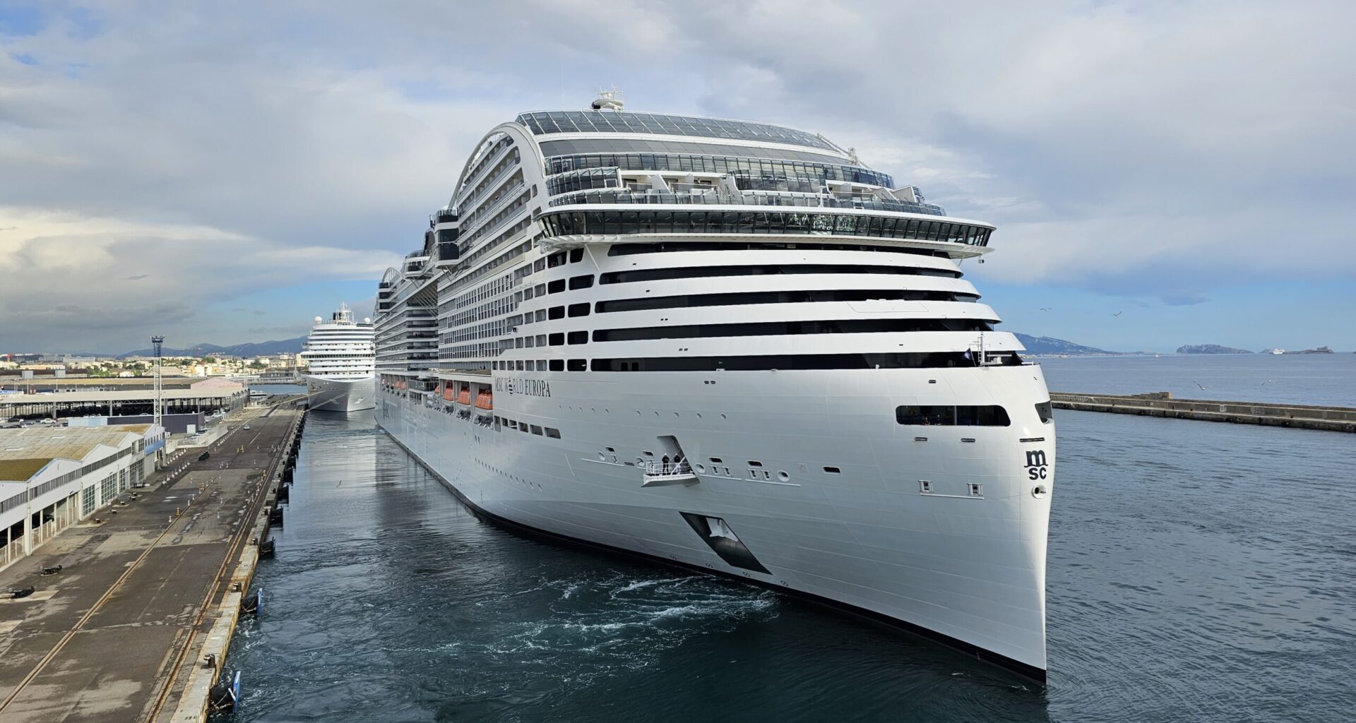 Winter 2027/2028: MSC World Europa im Orient, MSC World America weiter in der Karibik