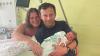 Am 1. Januar kam Leonie Magdalena um 03:50 Uhr als erstes Baby des Jahres 2026 in der KJF Klinik Josefinum zur Welt. Cornelia Augustin und ihr Mann Norbert Augustin sind überglücklich über die Geburt von Leonie Magdalena.