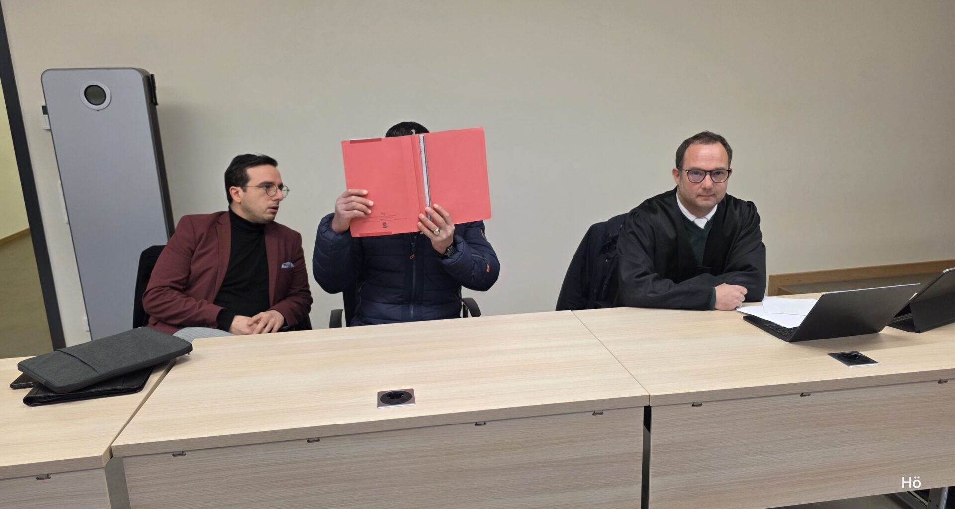 Gewalt gegen Ehefrau – als Verbrechen angeklagt