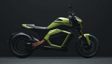 Das erste E-Motorrad mit Festkörperakku verspricht krasse Reichweiten