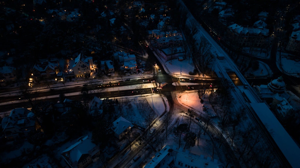 Welcher Partei vertraut Berlin nach dieser Krise?