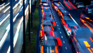 Mannheim: Mehrere Kilometer Stau auf der A6 nach Unfall (Update) - Polizeiberichte aus Rhein-Neckar-Odenwald