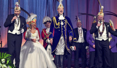 Mannheimer Märchenprinz beim Weißen Ball im Rosengarten mit klarer Botschaft